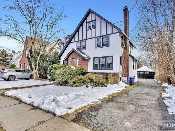 230 W Hudson Ave, Englewood, NJ 07631
