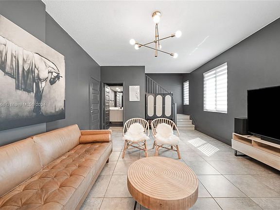 5th image of 8373 NW 49th St