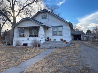 102 N 2nd St, Leoti, KS 67861
