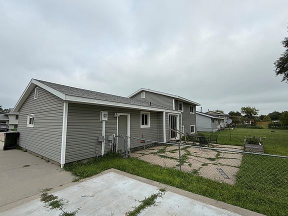 4th image of 1304 Independence Ave
