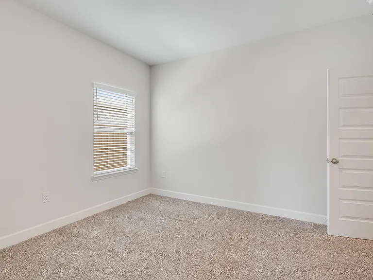 30520 Willie Dr — Photo 17