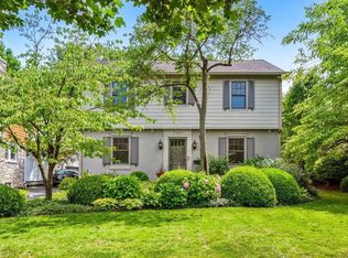 1567 Essex Rd, Columbus, OH