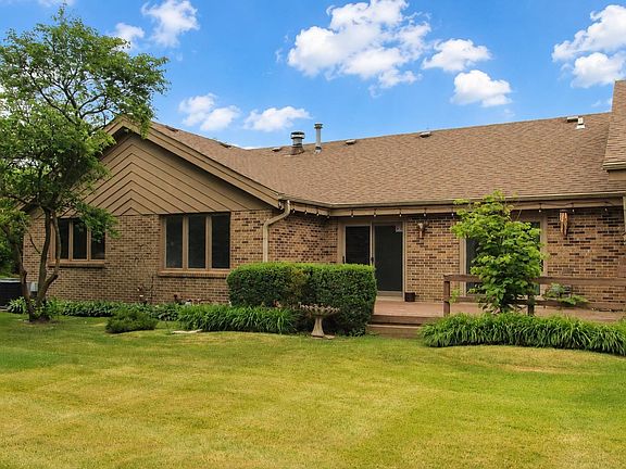 3rd image of 2136 Churchview Dr APT 1