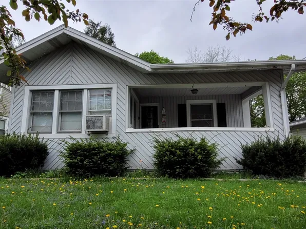34 Ackley Ave, Johnson City, NY 13790