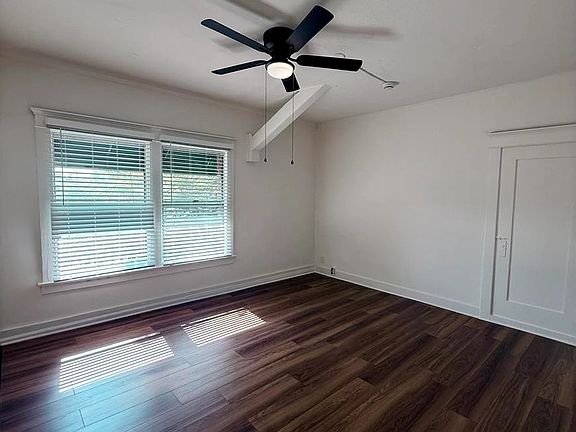 2nd image of 2805-2813A S Vermont Ave #2809-2