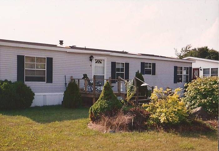 1st image of 5 Parkside Dr