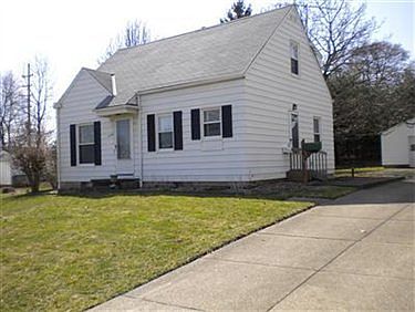1st image of 2590 26th St