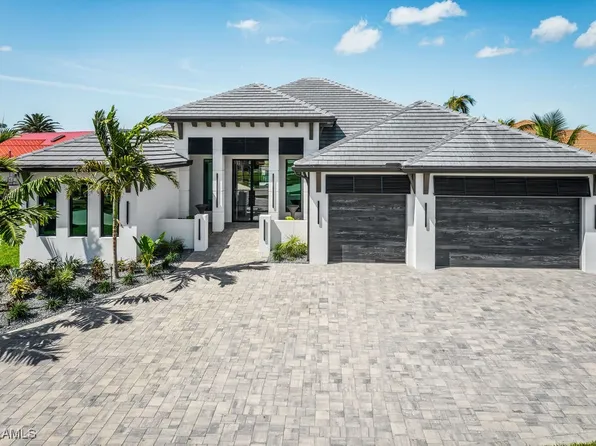 2718 Gleason Pkwy, Cape Coral, FL 33914