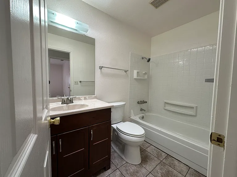 3339 La Canada Dr #A — Photo 18