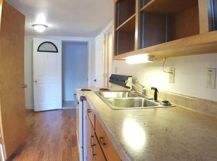 110 Mascott Ave APT 8, Cashton, WI 54619