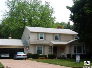 385 Walmar Dr, Bay Village, OH 44140