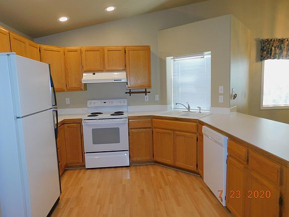 4th image of 804 E Main St APT 7