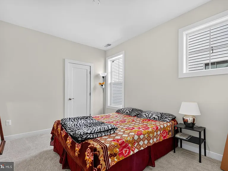8739 Stone Jug Way — Photo 31