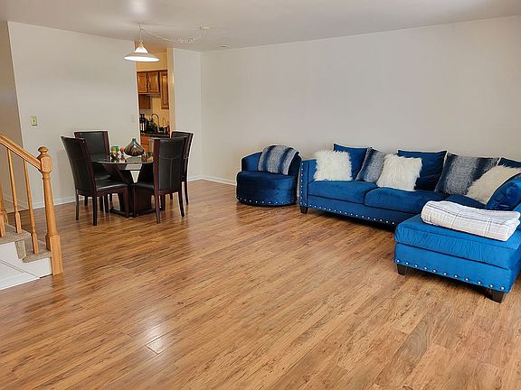 4th image of 57 Croyden Ct