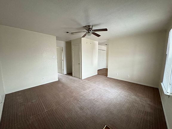 5th image of 1109 Circle M Dr APT D