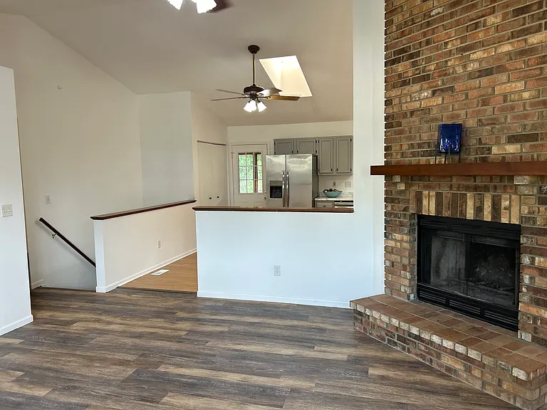 132 Christina Marie Dr — Photo 7