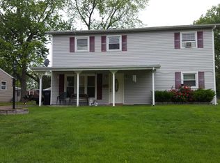 21 Boles Ave, Wentzville, MO 63385