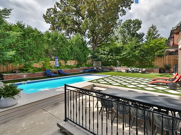 5th image of 33 Stratheden Rd