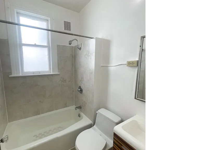 3904 Cesar Chavez St — Photo 14