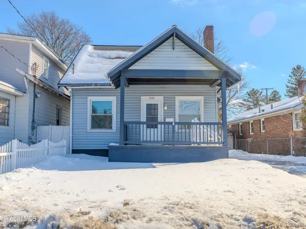 818 Altamont Avenue, Schenectady, NY 12303