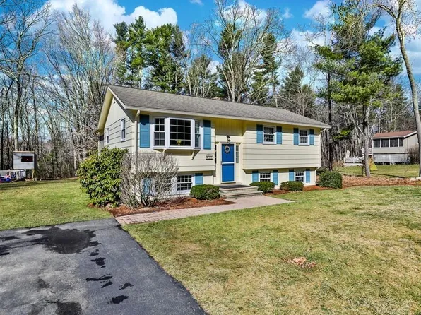 31 Sleigh Rd, Chelmsford, MA 01824