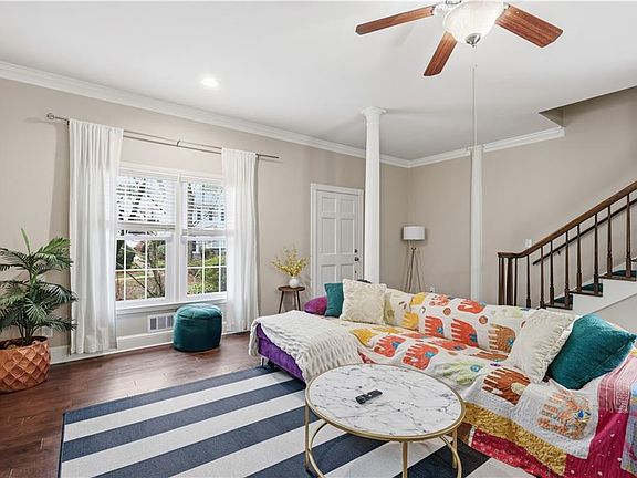 5th image of 260 Manning Rd SW Unit 5