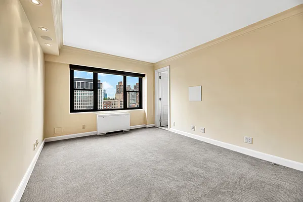 Sold by Douglas Elliman | media 14