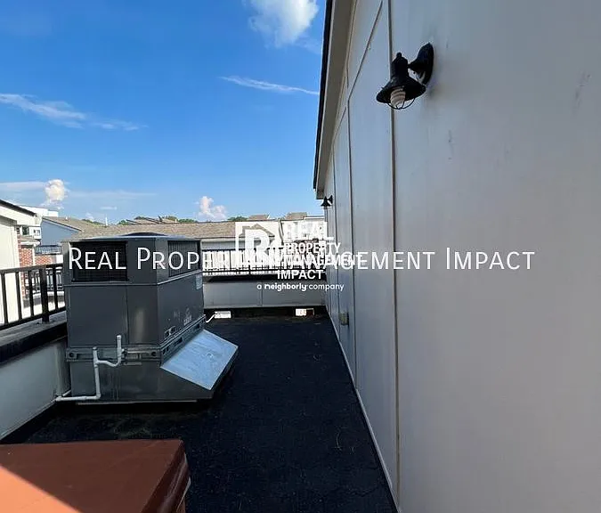 400 W Rosemary St #403 — Photo 23