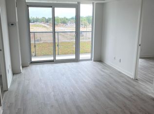 120 Varna Dr #419, Toronto, ON M6A 2L9
