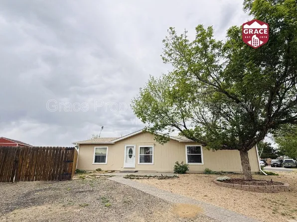 501 Prairie Ave, Lochbuie, CO 80603