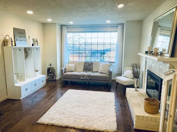 2446 Heritage Way, Medford, OR 97504