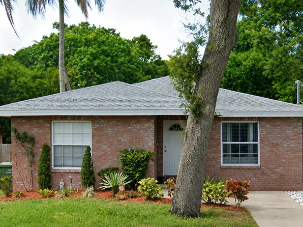 1175 Highland St, Sarasota, FL 34234