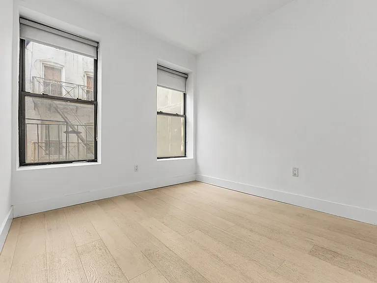 245 Eldridge St #2R — Photo 7