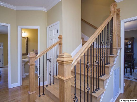 2nd image of 3012 Tantallon Dr SE