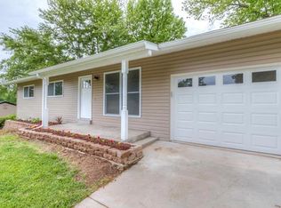 10001 Mayo Dr, Saint Louis, MO