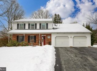 1713 Crossfield Dr, Lancaster, PA 17603