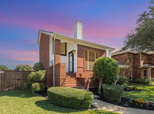 2926 Hunters Point Ln, Carrollton, TX 75007