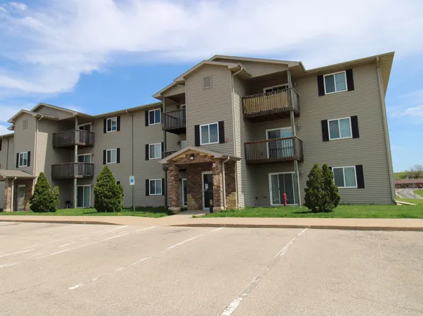 7789 Commerce Park Unit 200, Dubuque, IA 52002