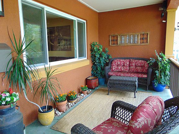 4th image of 1007 Lake Emerald Dr
