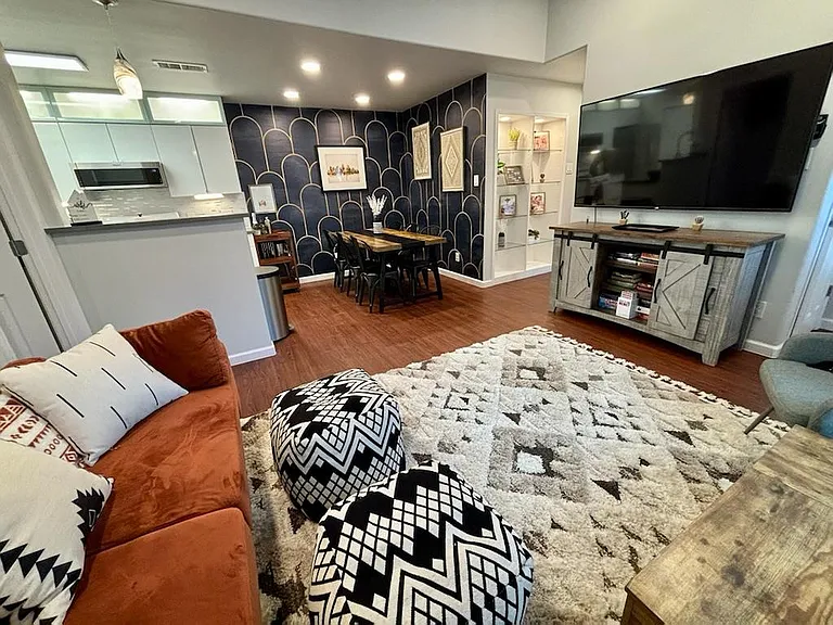 2412 Thornton Rd #B — Photo 18