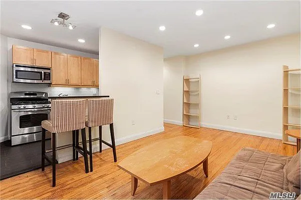 Sold by Douglas Elliman | media 16