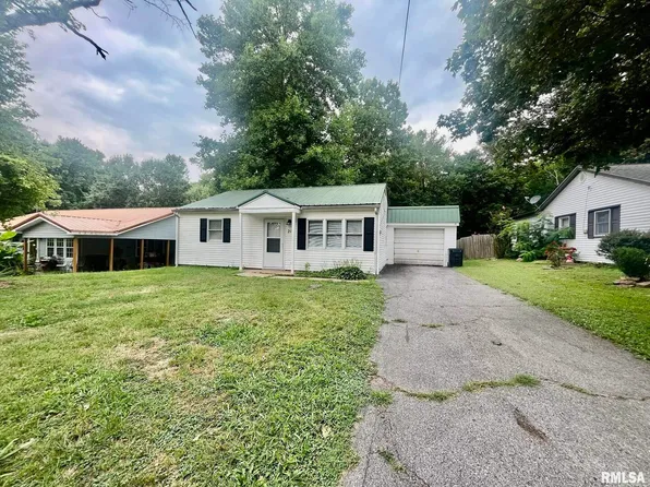 212 Lindsey Ave, Metropolis, IL 62960