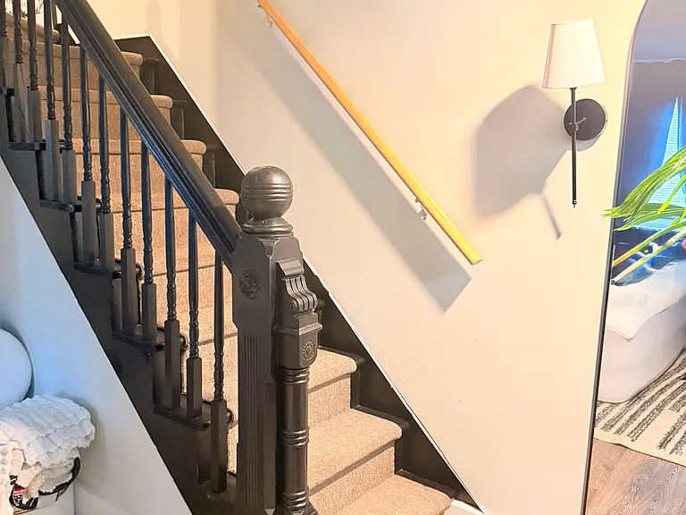 2046 Hartford Ave #5 — Photo 17