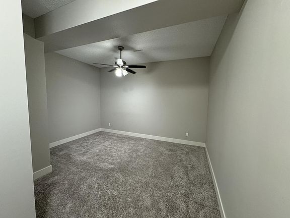 5th image of 23855 Zeron Ave