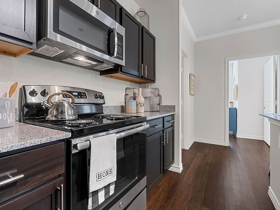 Auberge of Burleson Kitchen