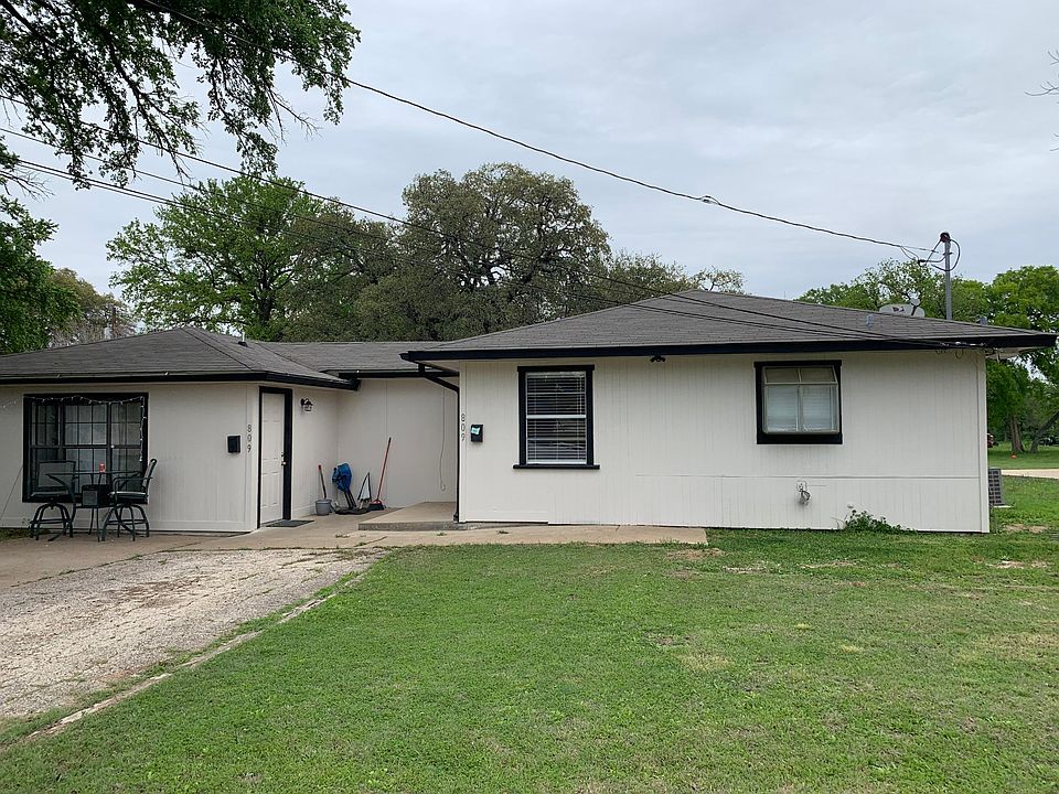 1st image of 809 W Avenue D #A
