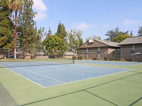 5th image of 250 S Clovis Ave APT 112