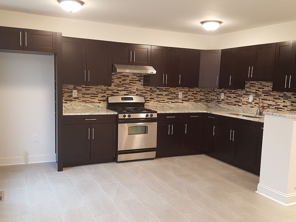 1st image of 7805 Chelwynde Ave