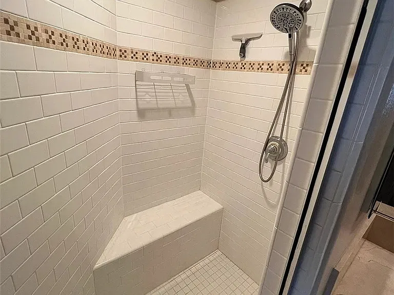 1752 Grand Ave #2 — Photo 34