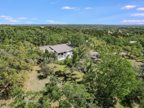 110 Springlake Cir, Dripping Springs, TX 78620